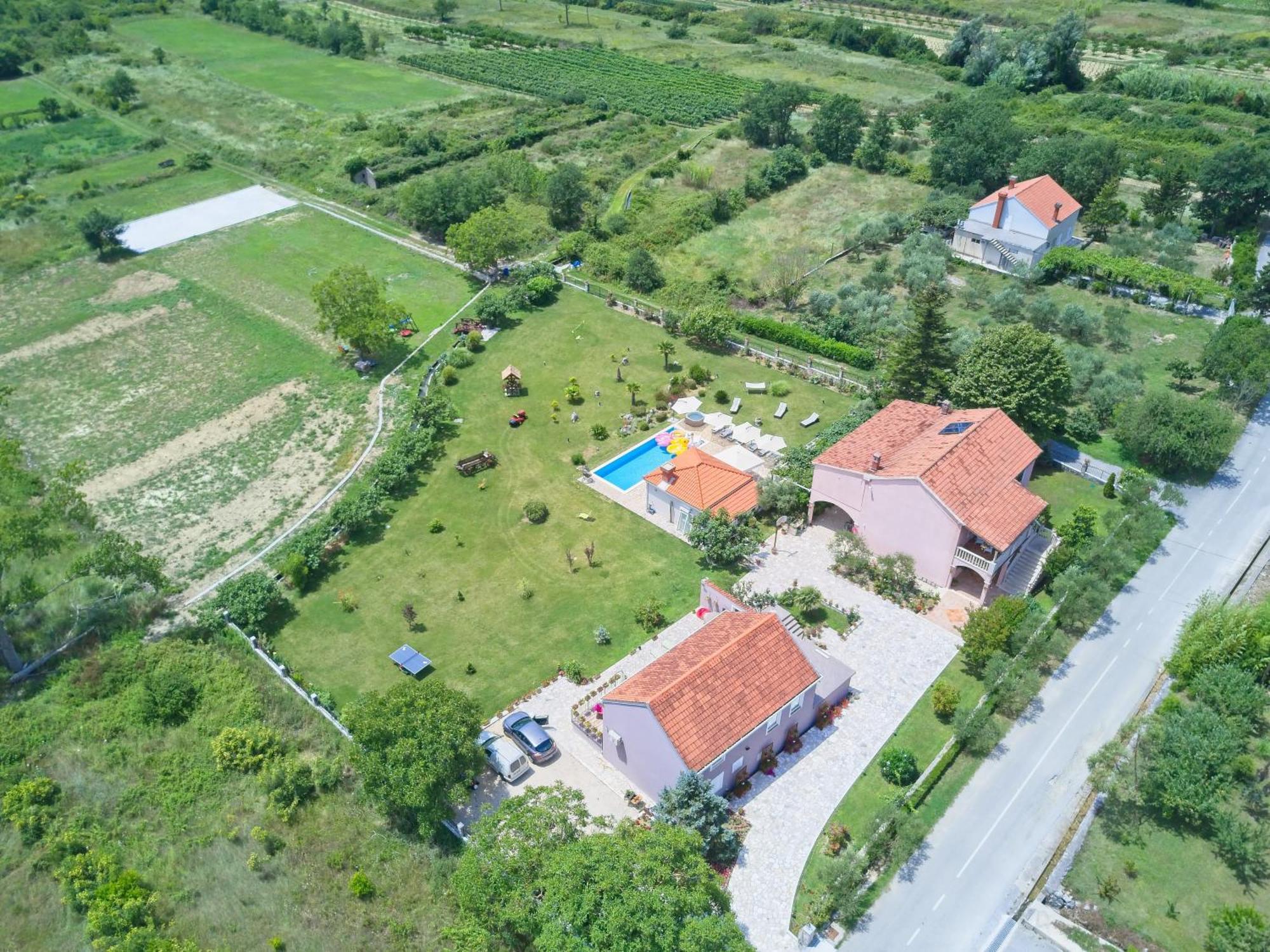 Villa Thousand Roses Lovorno ภายนอก รูปภาพ